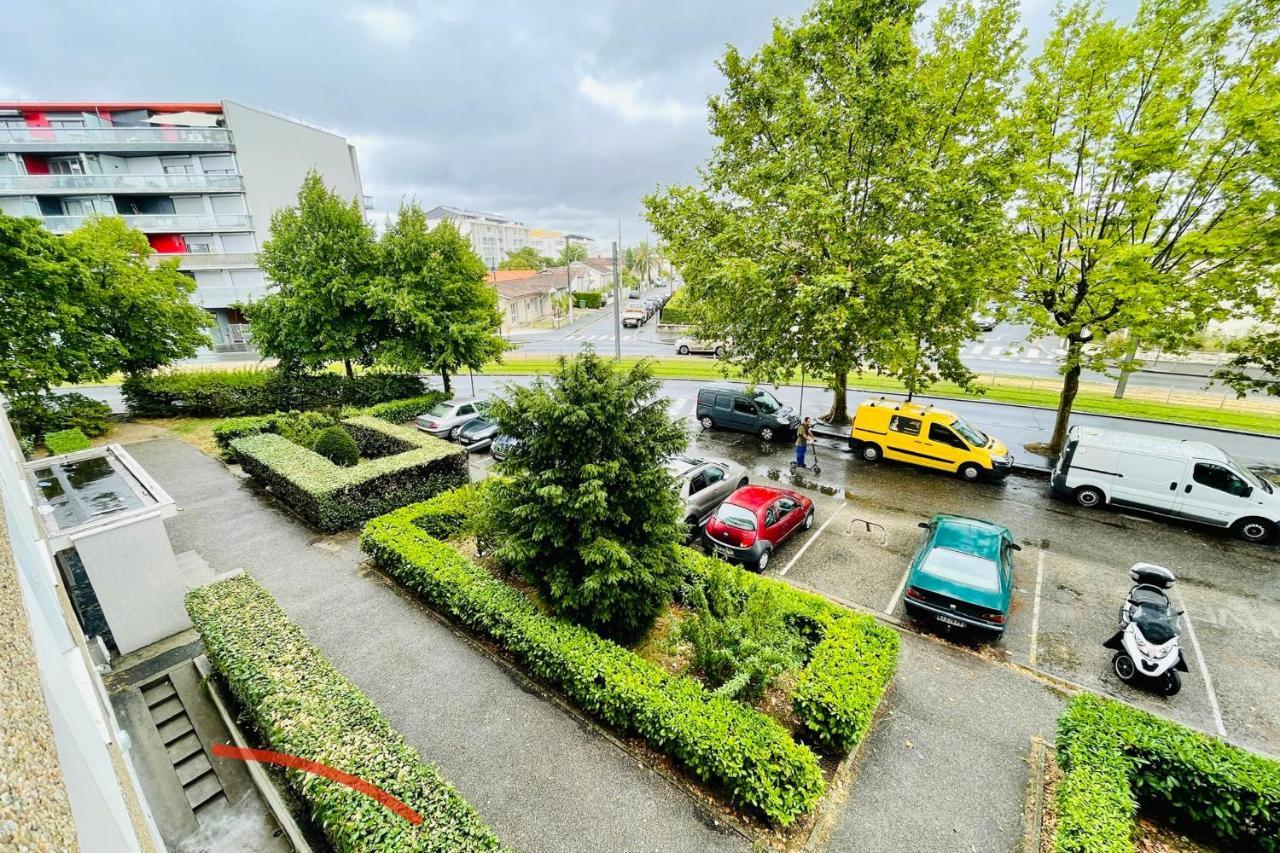 Luminous Apartment With Parking Near The City Center سينون المظهر الخارجي الصورة
