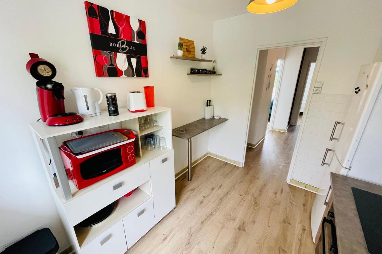 Luminous Apartment With Parking Near The City Center سينون المظهر الخارجي الصورة