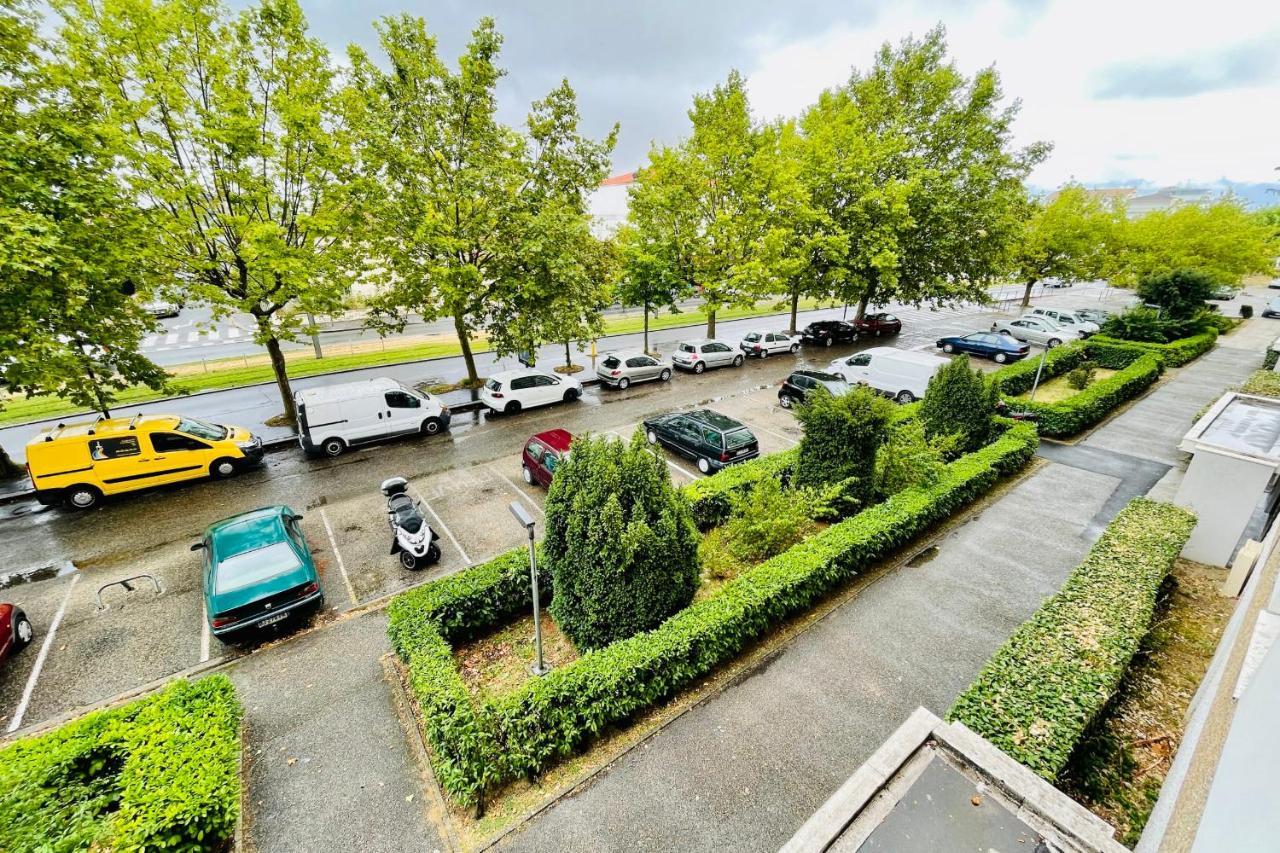 Luminous Apartment With Parking Near The City Center سينون المظهر الخارجي الصورة